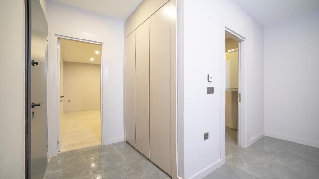 Konyaaltında satılık villa.Tam müstakil Antalya Konyaaltı da Satılık Villa.